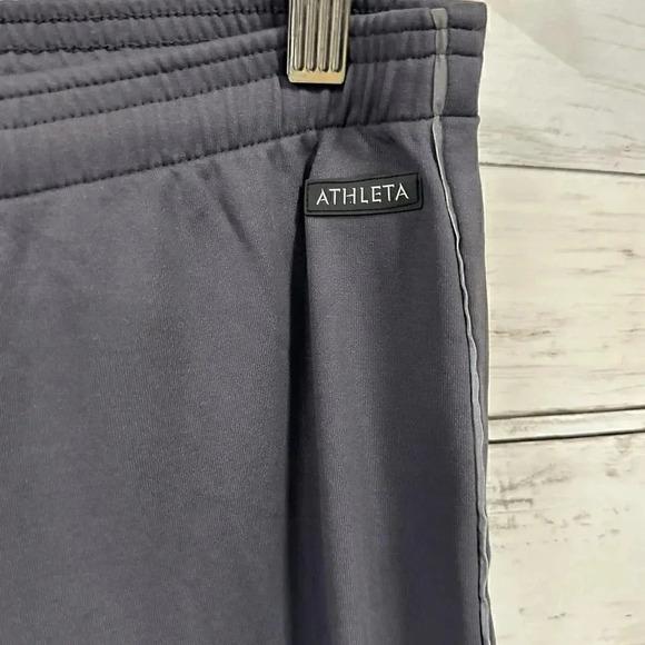 Athleta Grey Pull-On Grey Pants - Picture 4 of 7
